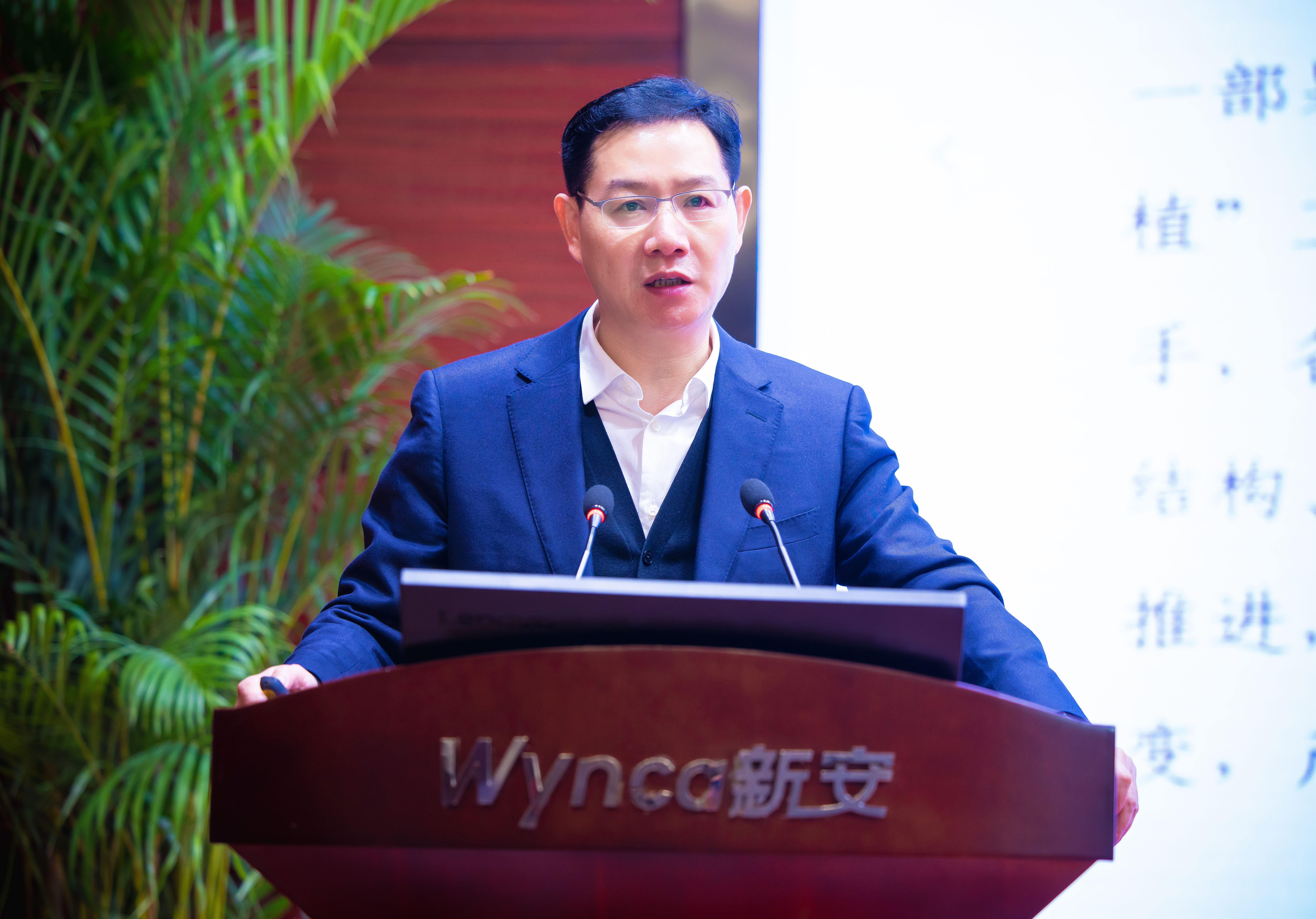 1715069421499098bKUT.jpg 1715069421499098bKUT.jpg